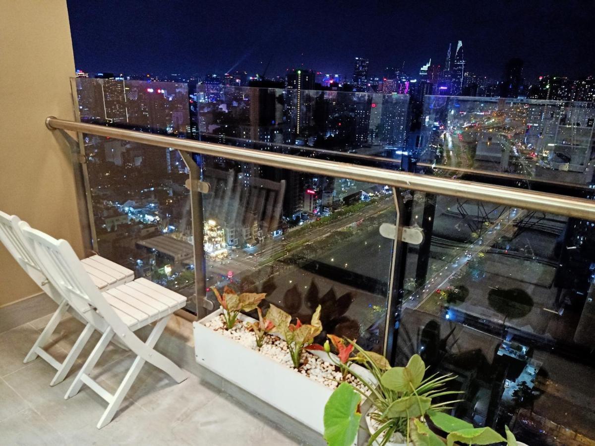 Yourhomes ホーチミン市 エクステリア 写真