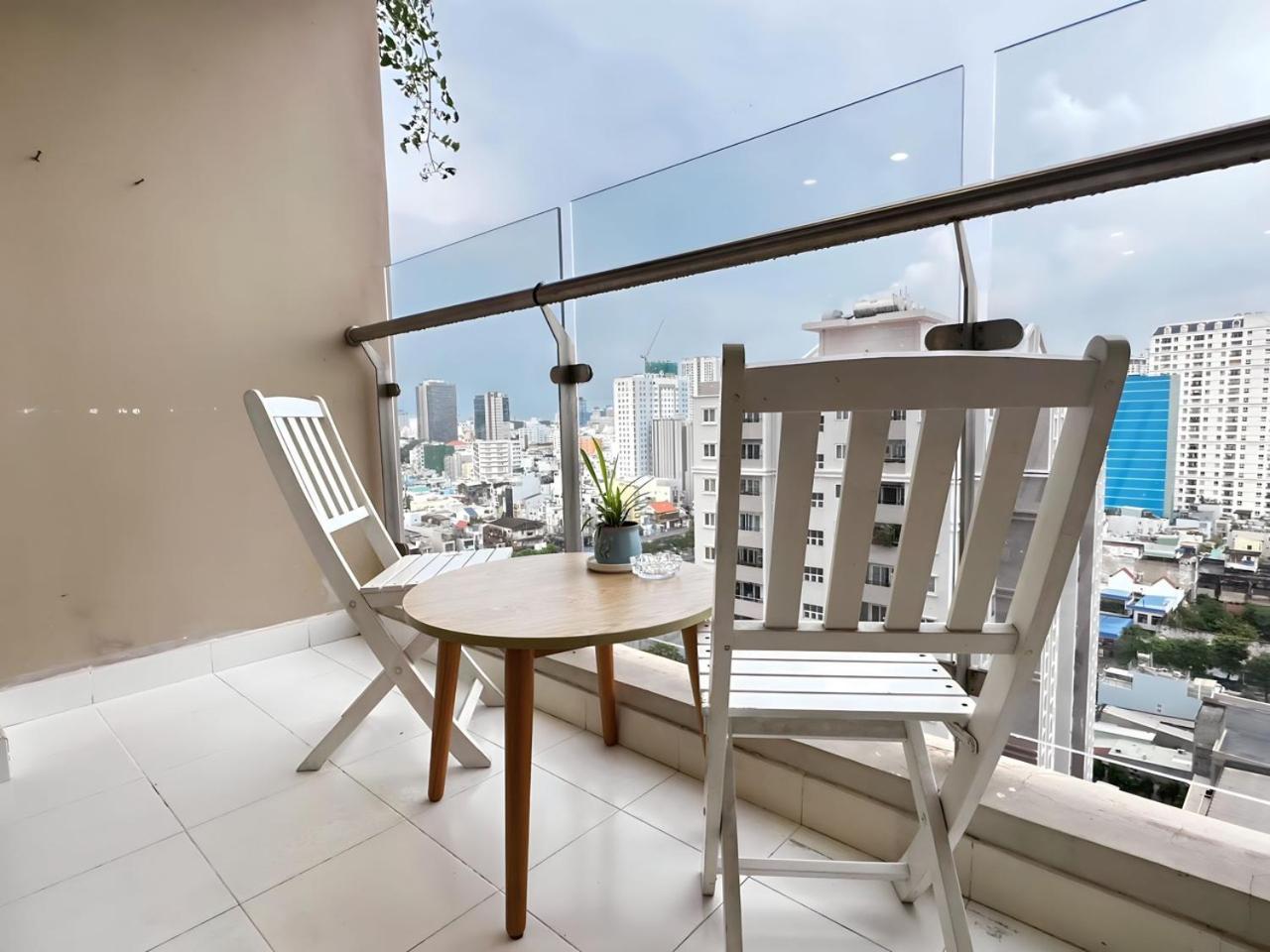 Yourhomes ホーチミン市 エクステリア 写真